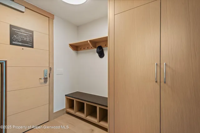 a view of a storage & utility room