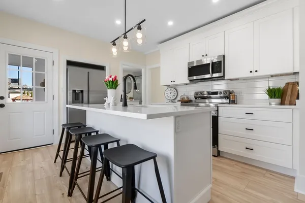 $929,000 | 19 Laurel Street, Saugus, MA 01906