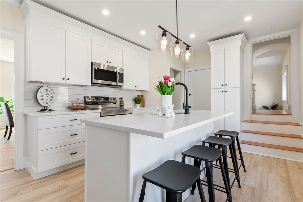 19 Laurel Street Saugus, MA 01906 - Photo 19 of 35