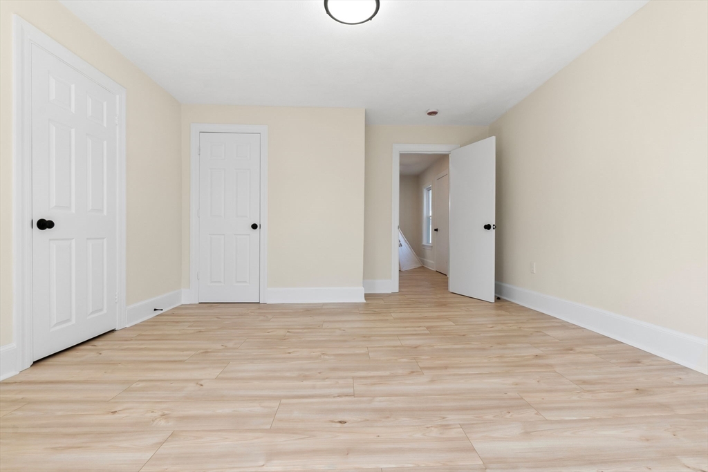 19 Laurel Street Saugus, MA 01906 - Photo 29 of 35