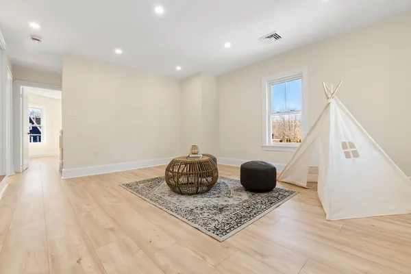 $929,000 | 19 Laurel Street, Saugus, MA 01906