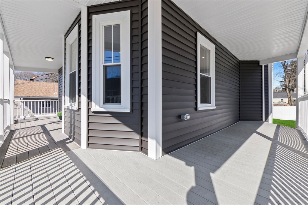 19 Laurel Street Saugus, MA 01906 - Photo 4 of 35