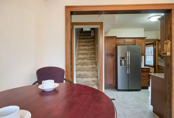 $2,400 | 3841 North Aldrich Avenue, Minneapolis, MN 55412