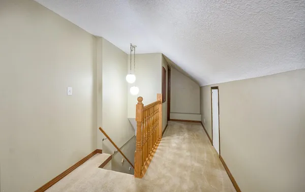 $2,400 | 3841 North Aldrich Avenue, Minneapolis, MN 55412