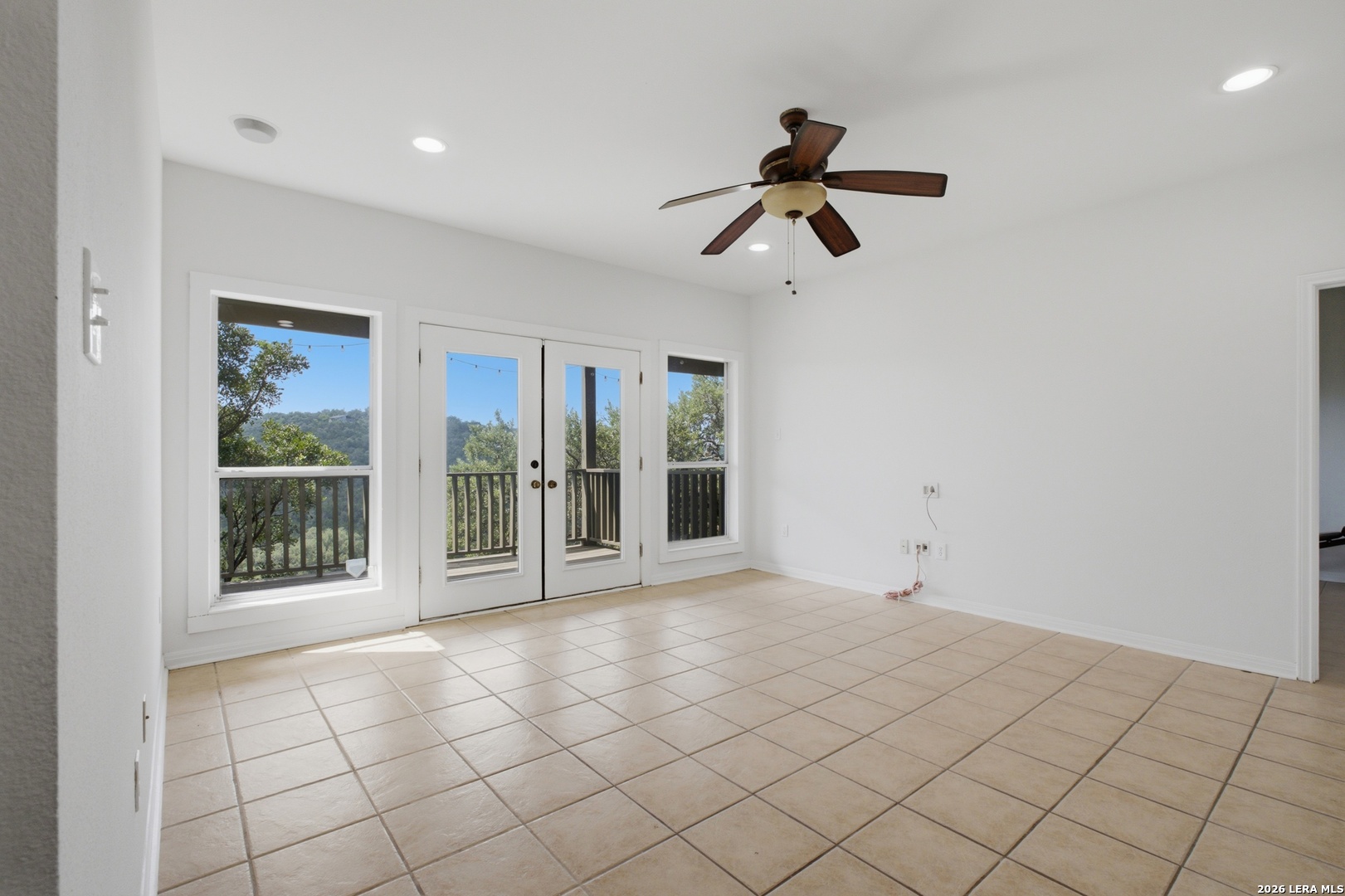 9846 Cash Mountain Road Helotes, TX 78023 - Photo 23 of 44