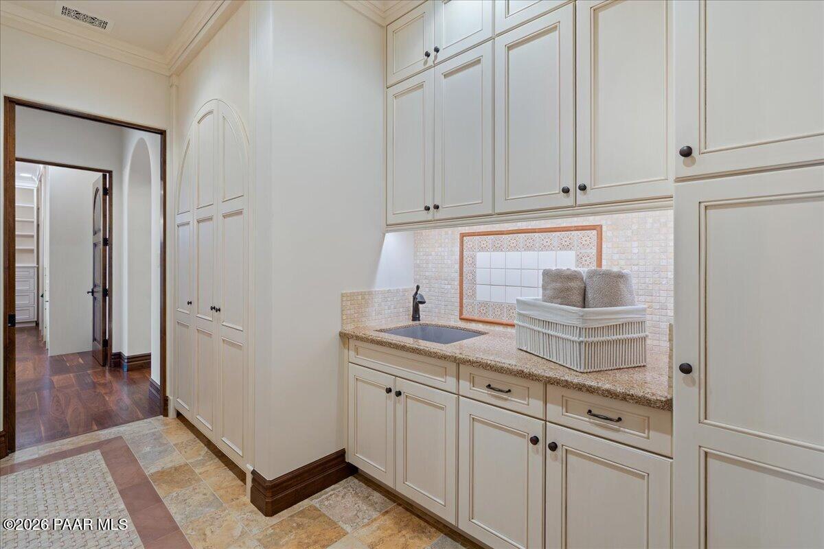3350 Bar-Circle-A Road Prescott, AZ 86301 - Photo 99 of 181 097-Laundry Room