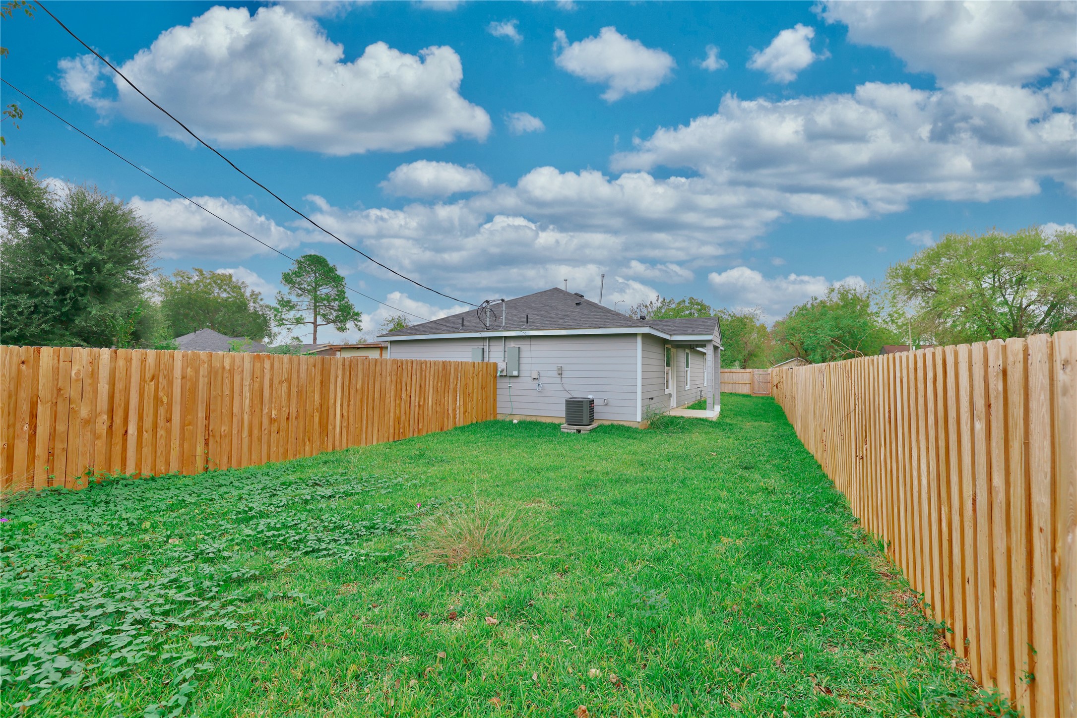 113 Bolden Street, Unit A Houston, TX 77029 - Photo 14 of 14 a view of a back yard