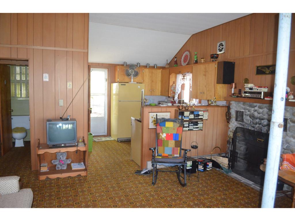 78 Oak Ridge Road Sunapee, NH 03751 - Photo 3 of 12