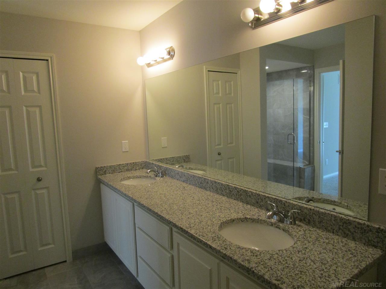 47372 Mariners New Baltimore, MI 48051 - Photo 9 of 14