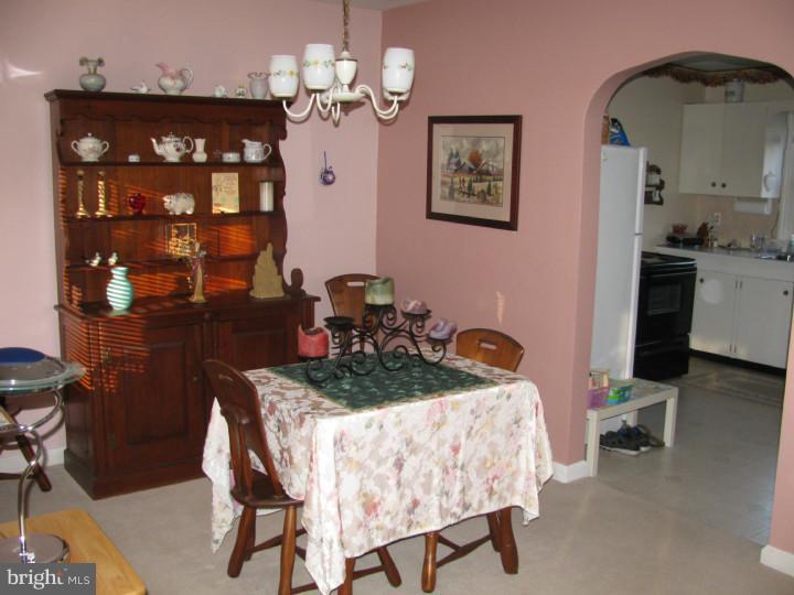 5681 Easton Road Plumsteadville, PA 18902 - Photo 7 of 13 Dining Room