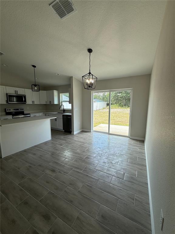 217 Oak Ln Road Ocala, FL 34472 - Photo 5 of 17 Gallery Image 5