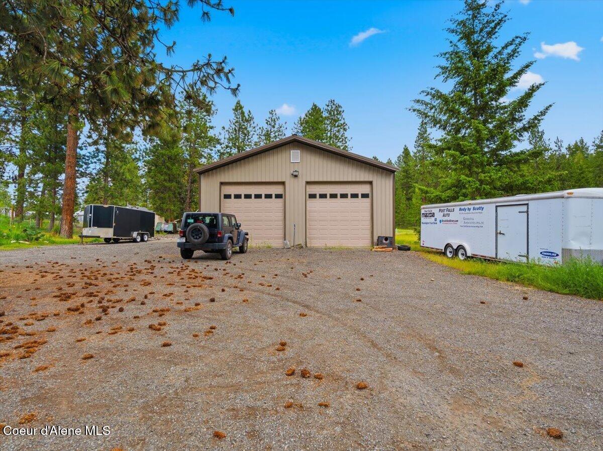 1900 North Meyer Road Post Falls, ID 83854 - Photo 18 of 30 18-1900 N Meyer Rd_RedHogMedia
