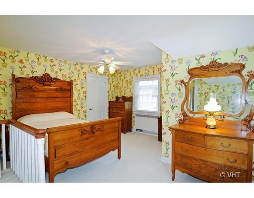 120 Fairbank Road Riverside, IL 60546 - Photo 12 of 16 a room with furniture and a flat screen tv