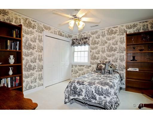120 Fairbank Road Riverside, IL 60546 - Photo 13 of 16 a bedroom with a bed and a book shelf
