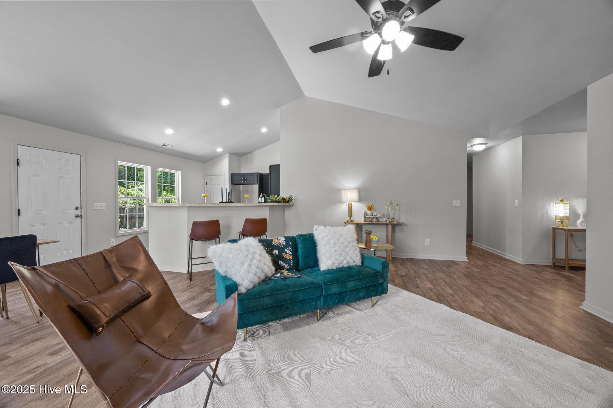 301 Haws Run Road Jacksonville, NC 28540 - Photo 11 of 51 28-web-or-mls-IMG_6914