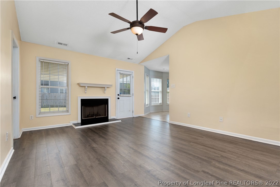 3841 Harden Road Hope Mills, NC 28348 - Photo 8 of 30 Gallery Image 8