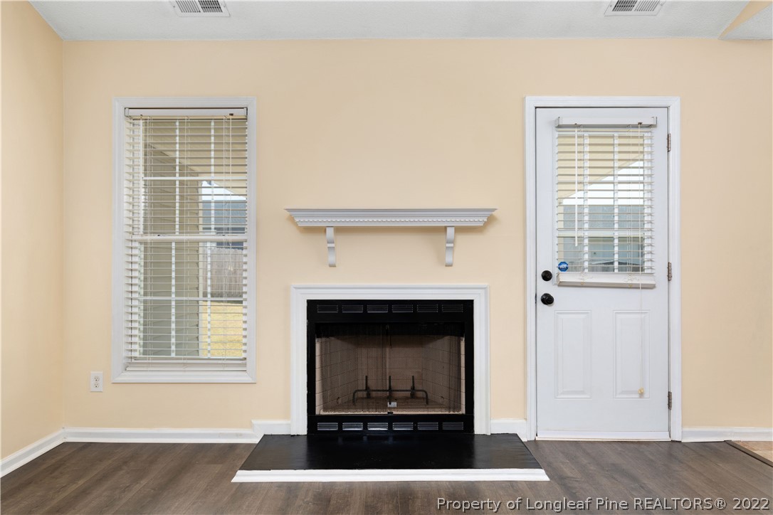 3841 Harden Road Hope Mills, NC 28348 - Photo 9 of 30 Gallery Image 9