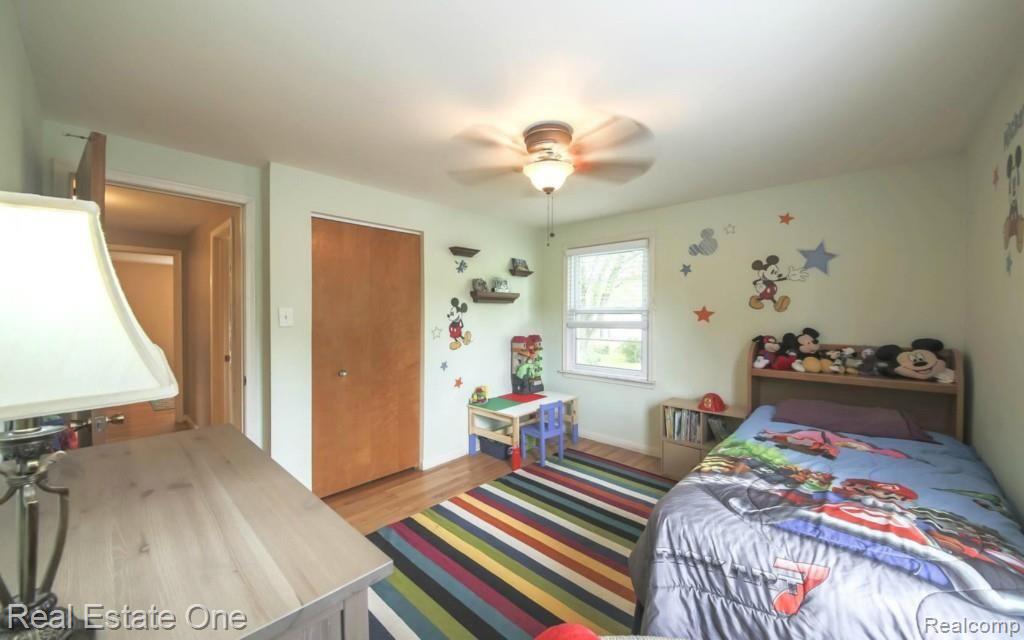 32247 Bonnet Hill Road Farmington Hills, MI 48334 - Photo 16 of 25