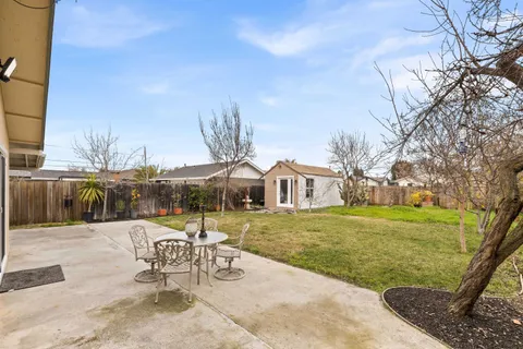 $895,800 | 436 North N Street, Livermore, CA 94551