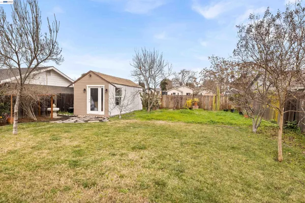 $950,000 | 436 North N Street, Livermore, CA 94551