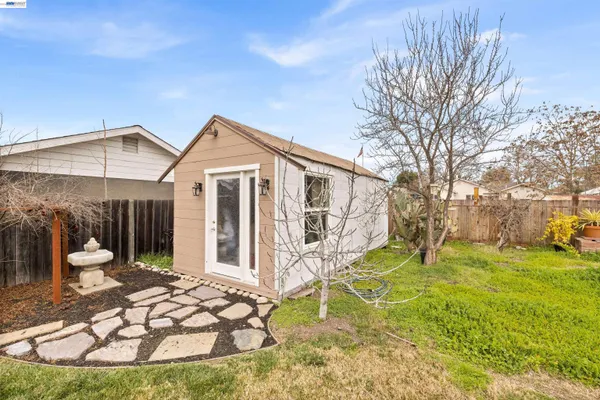 $950,000 | 436 North N Street, Livermore, CA 94551