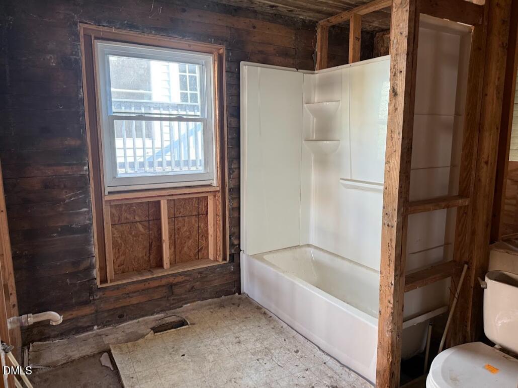 116 East Umstead Street Durham, NC 27707 - Photo 8 of 12 a bathroom with a tub and shower