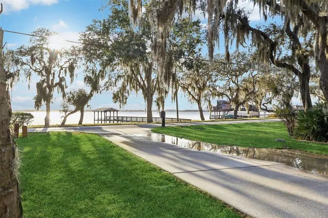 $2,100,000 | 16400 Lakeshore Drive, Minneola, FL 34715