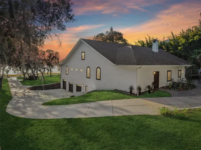 $2,100,000 | 16400 Lakeshore Drive, Minneola, FL 34715