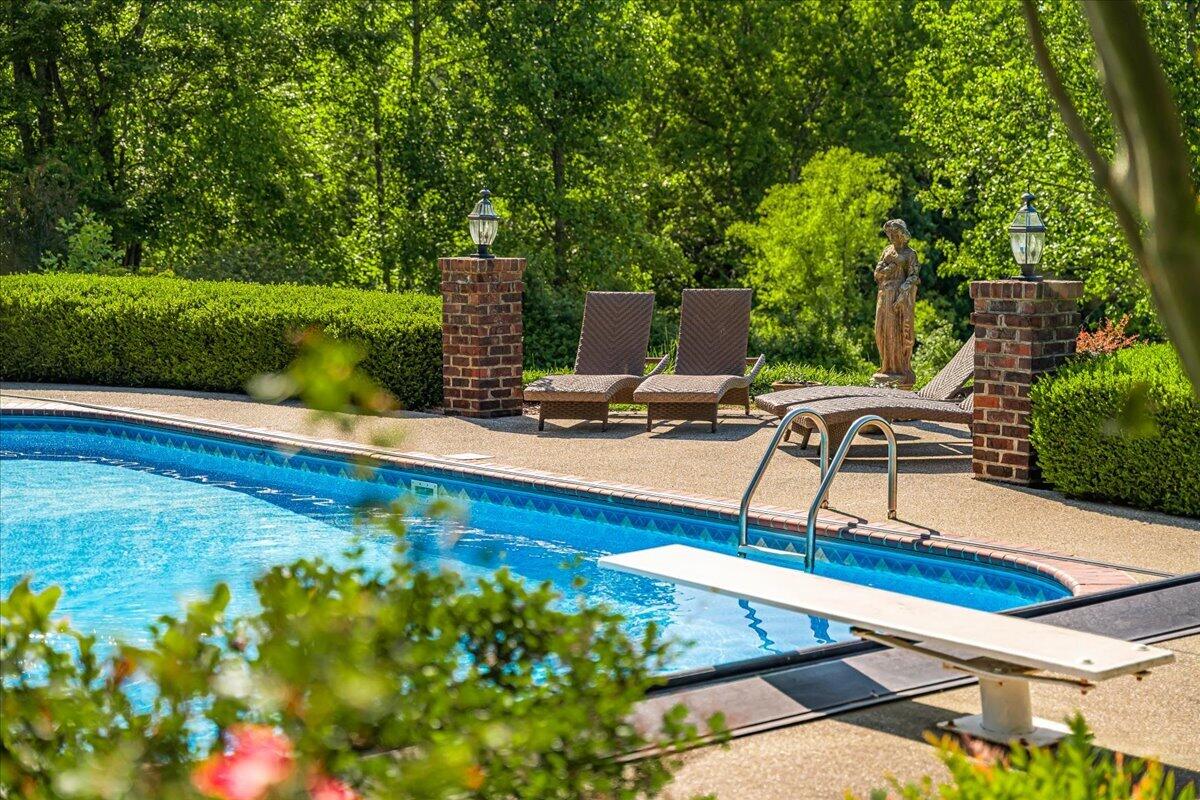 602 Cecil Wyatt Road Corbin, KY 40701 - Photo 8 of 96 49-IVA05256-2
