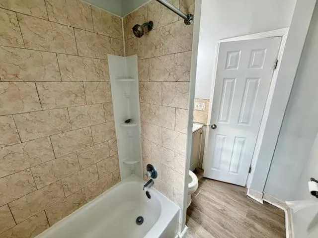 $2,000 | 87.5 Laidlaw Avenue, Unit 2, Jersey City, NJ 07306