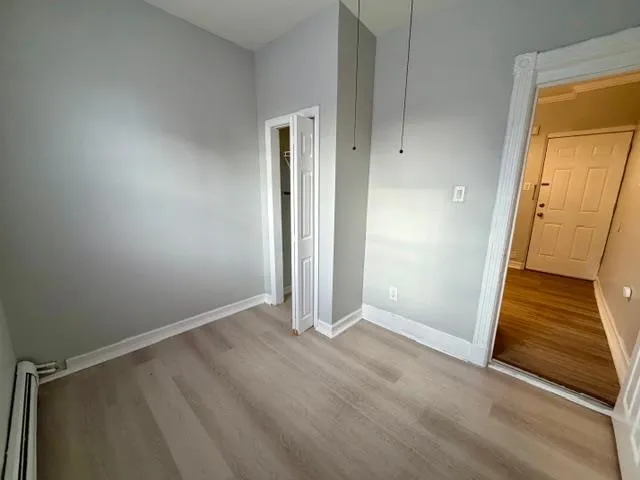 $2,000 | 87.5 Laidlaw Avenue, Unit 2, Jersey City, NJ 07306