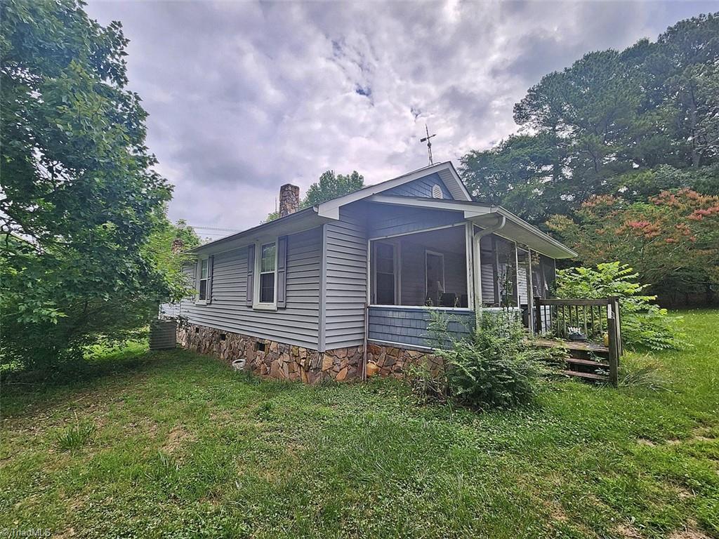 1935 Needmore Road Woodleaf, NC 27054 - Photo 4 of 23