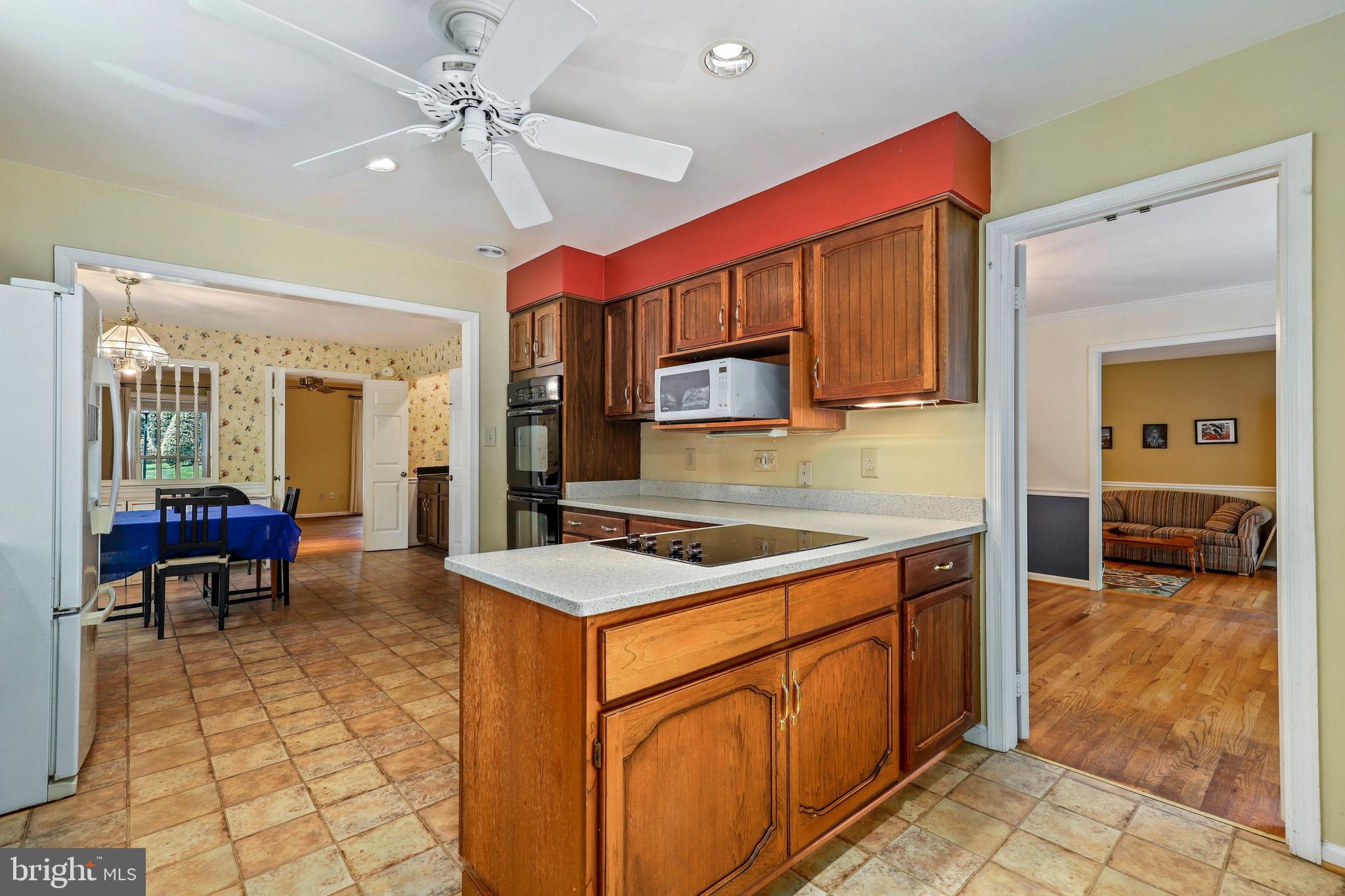 9429 Reach Road Potomac, MD 20854 - Photo 18 of 56 Gallery Image 18