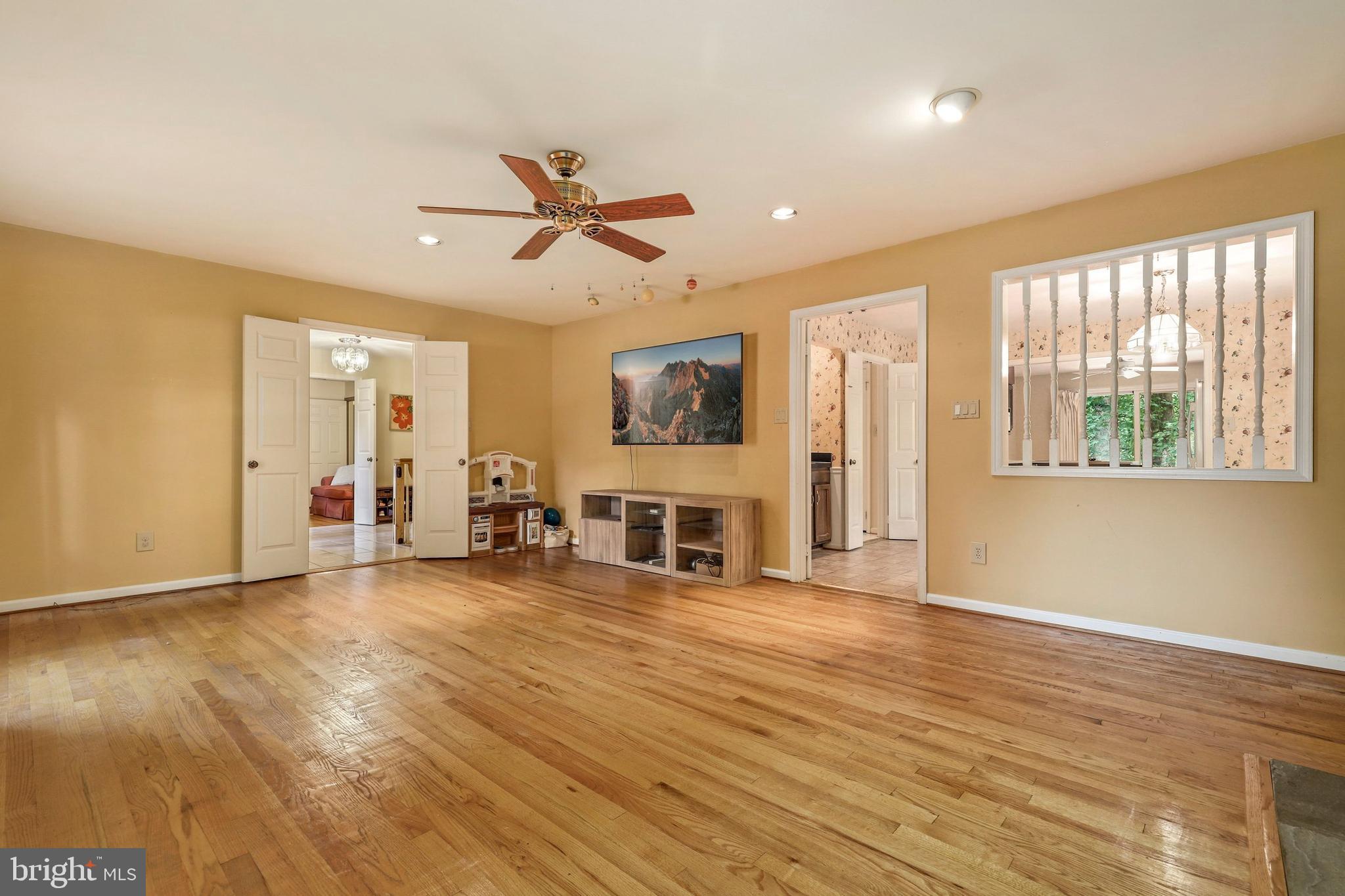 9429 Reach Road Potomac, MD 20854 - Photo 26 of 56 Gallery Image 26