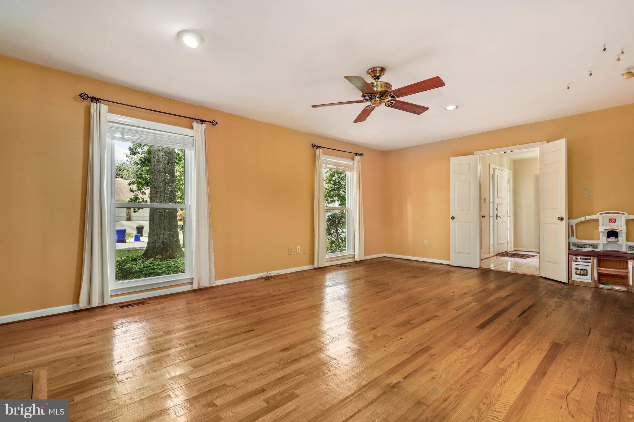 9429 Reach Road Potomac, MD 20854 - Photo 27 of 56 Gallery Image 27