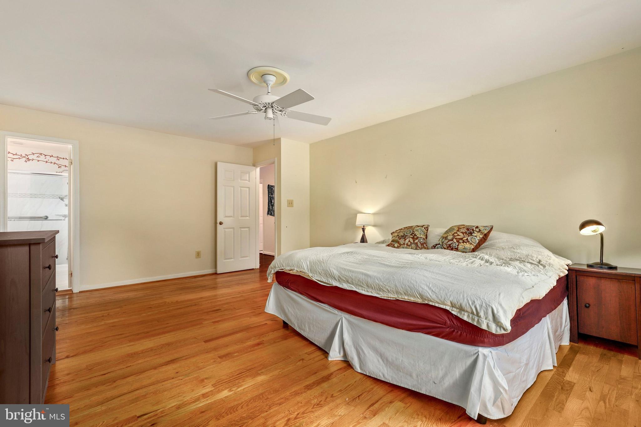 9429 Reach Road Potomac, MD 20854 - Photo 31 of 56 Gallery Image 31