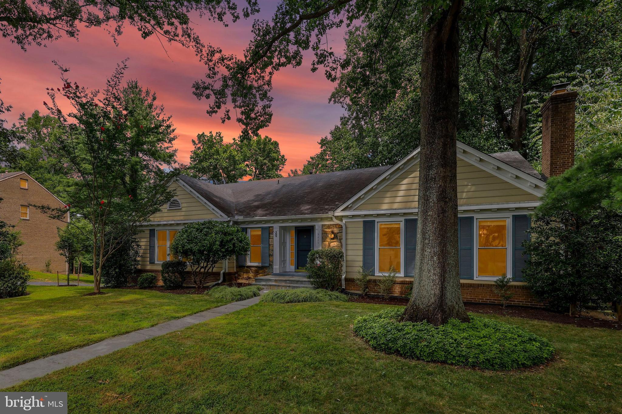 9429 Reach Road Potomac, MD 20854 - Photo 4 of 56 Gallery Image 4