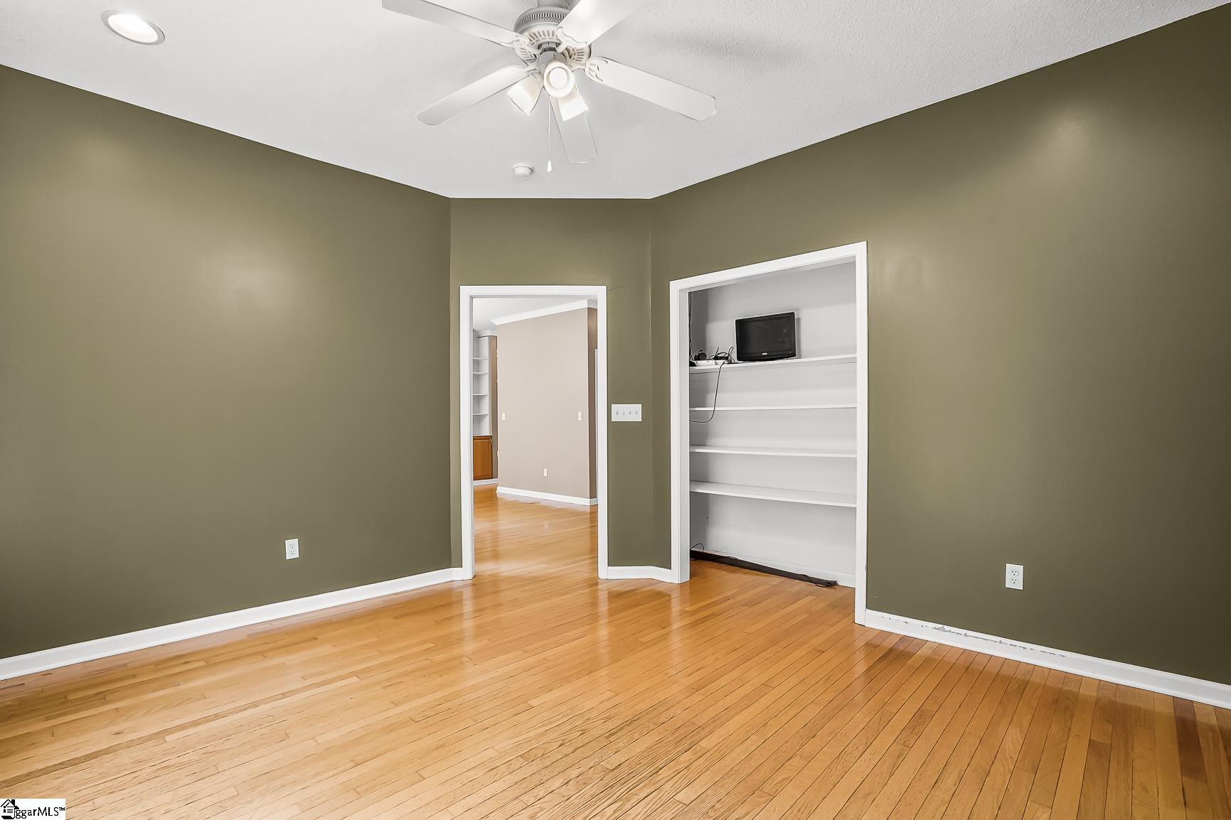 1298 Moorehead Place Pendleton, SC 29670 - Photo 7 of 47