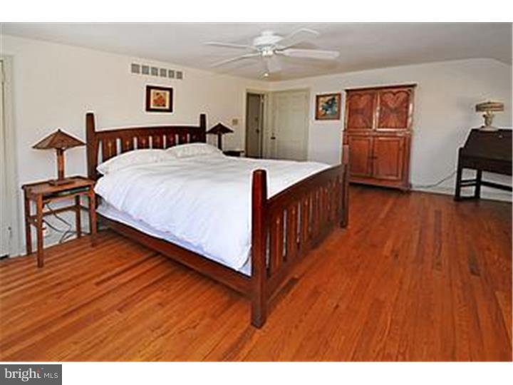 1670 Graham Road Jenkintown, PA 19046 - Photo 17 of 25 Master Bedroom