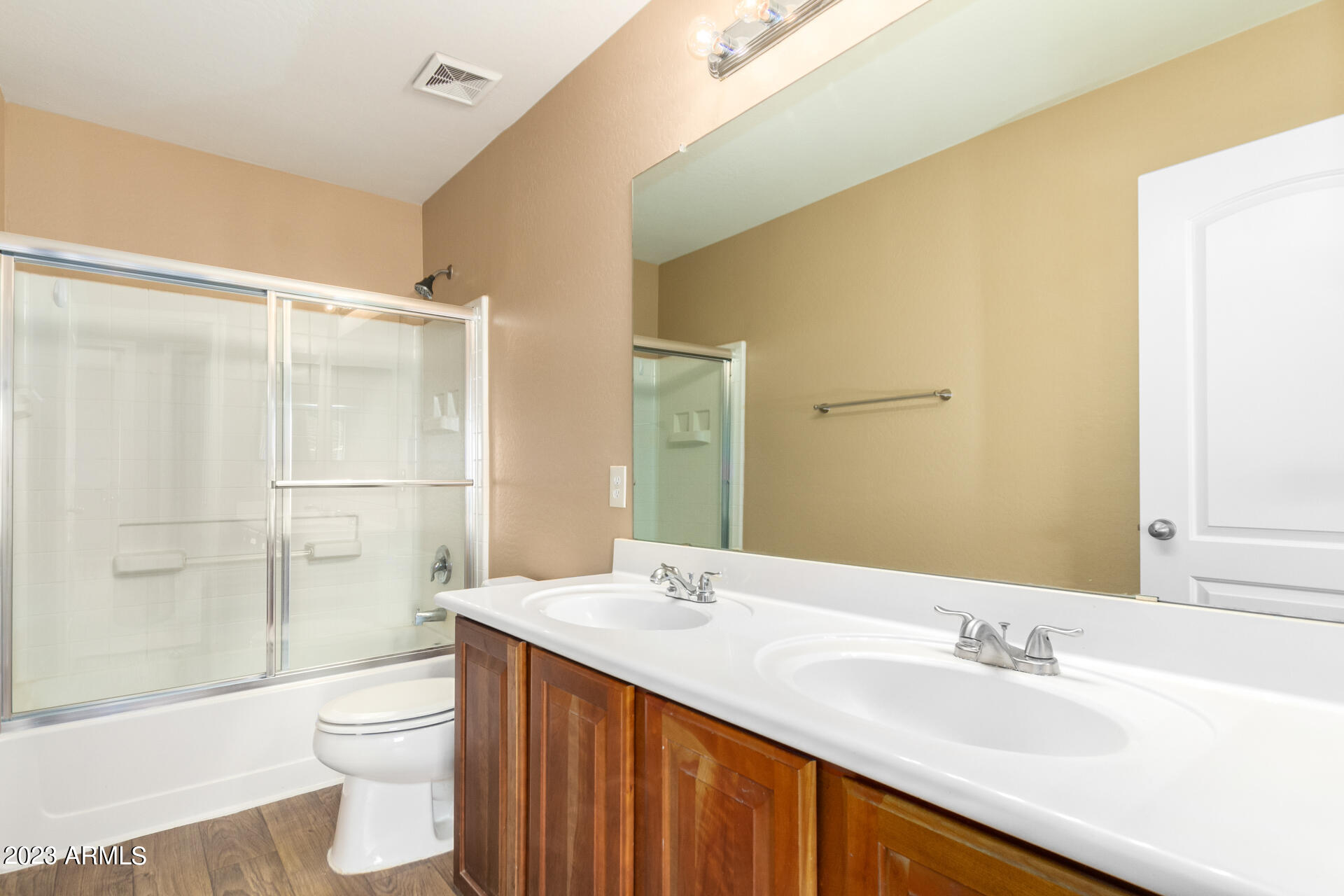 19499 North Leland Road Maricopa, AZ 85138 - Photo 30 of 38 30 Bathroom 3