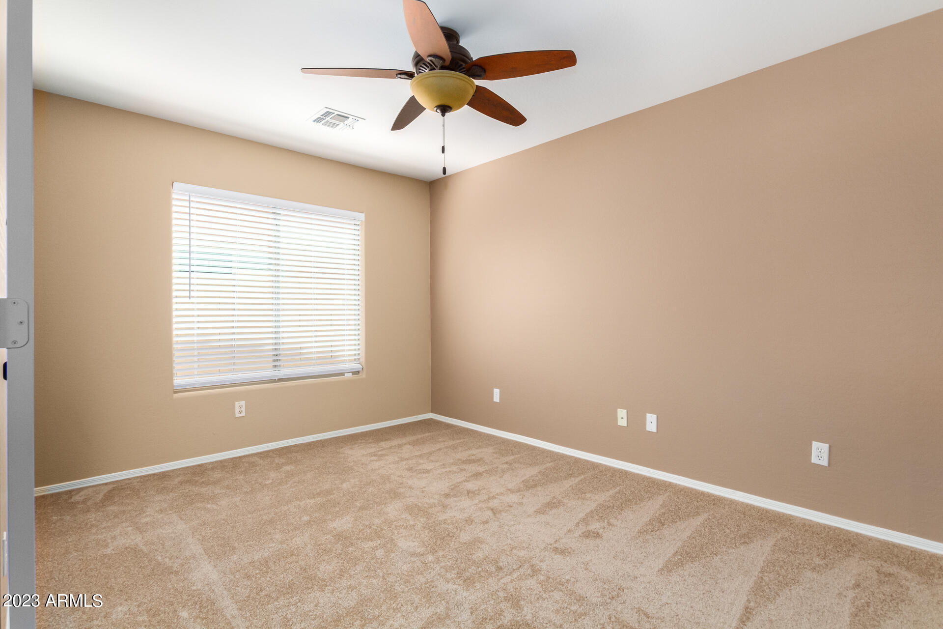 19499 North Leland Road Maricopa, AZ 85138 - Photo 33 of 38 33 Den/Office