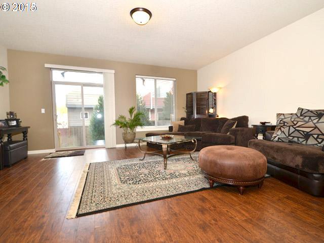 139 Lawton Road Oregon City, OR 97045 - Photo 2 of 14 Gallery Image 2