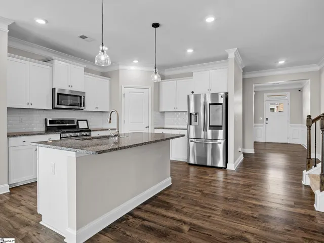 $2,900 | 211 Pollyanna Drive, Greenville, SC 29605