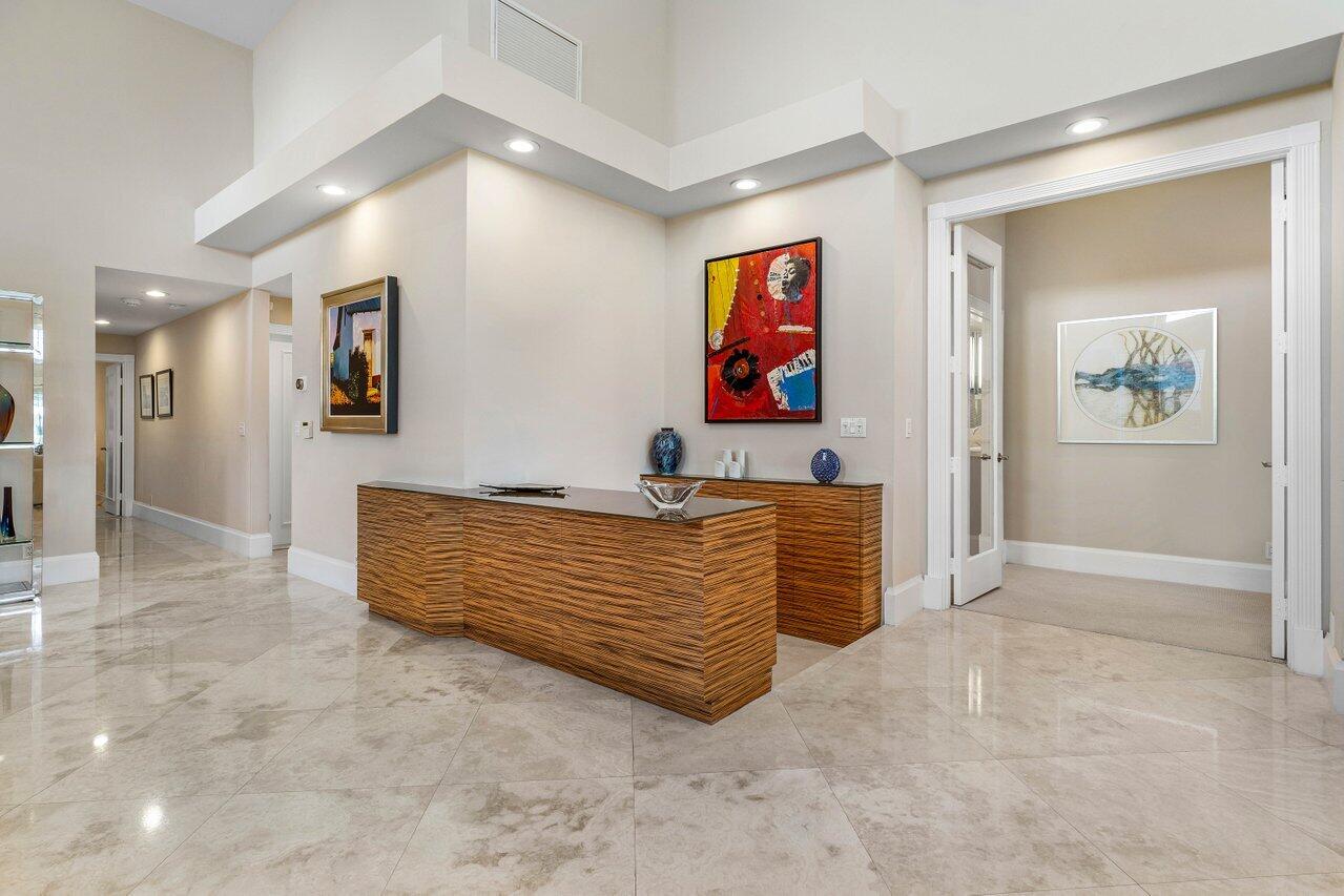 17111 Huntington Park Way Boca Raton, FL 33496 - Photo 15 of 59 Bar area