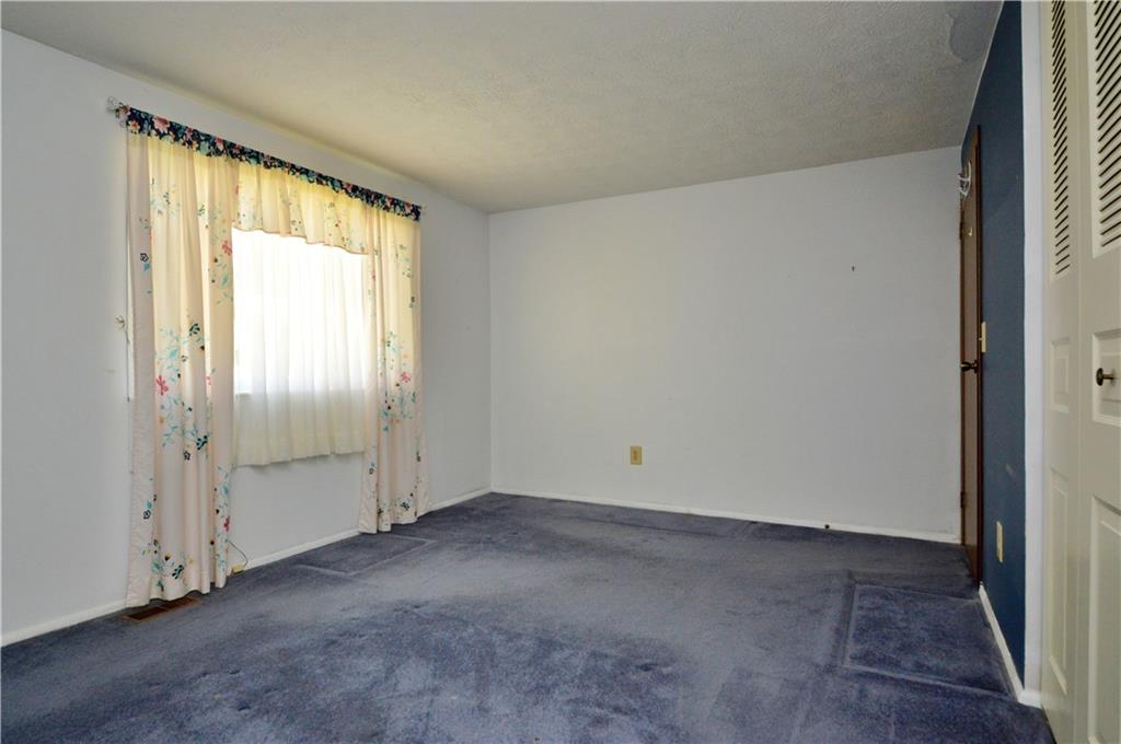 203 Macnab Drive Coraopolis, PA 15108 - Photo 15 of 32