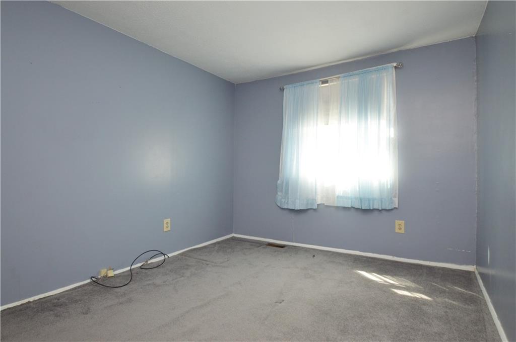 203 Macnab Drive Coraopolis, PA 15108 - Photo 16 of 32