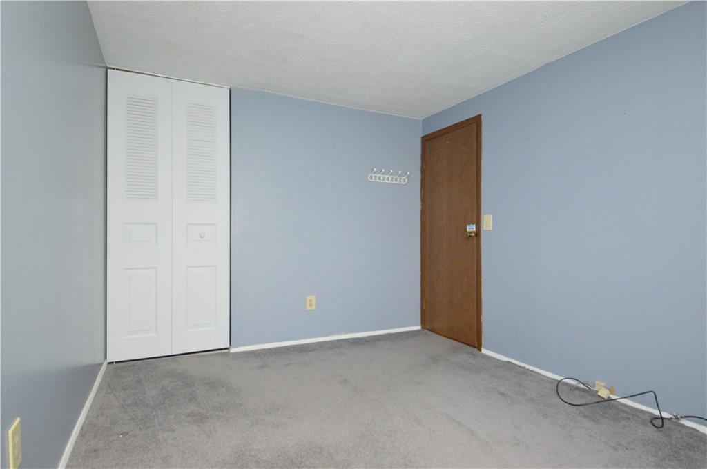 203 Macnab Drive Coraopolis, PA 15108 - Photo 18 of 32