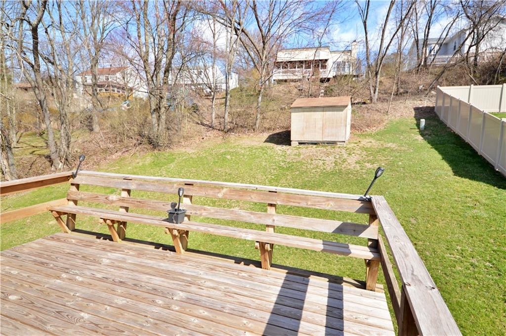 203 Macnab Drive Coraopolis, PA 15108 - Photo 2 of 32