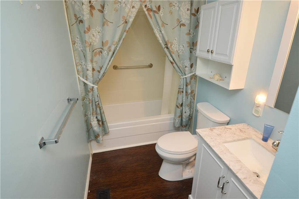 203 Macnab Drive Coraopolis, PA 15108 - Photo 22 of 32