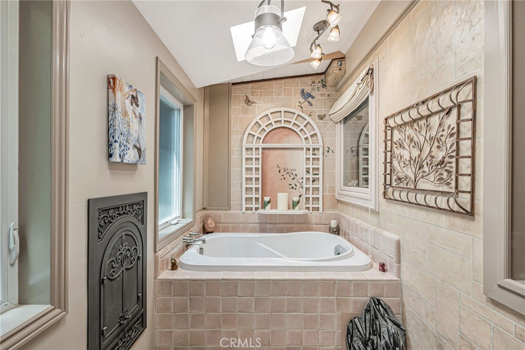 1126 Katherine Road Simi Valley, CA 93063 - Photo 32 of 66